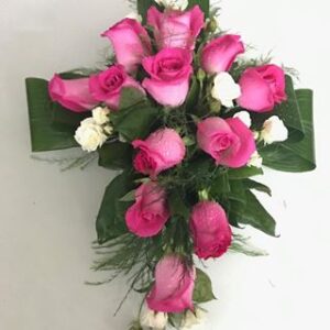 Cruz con Rosas